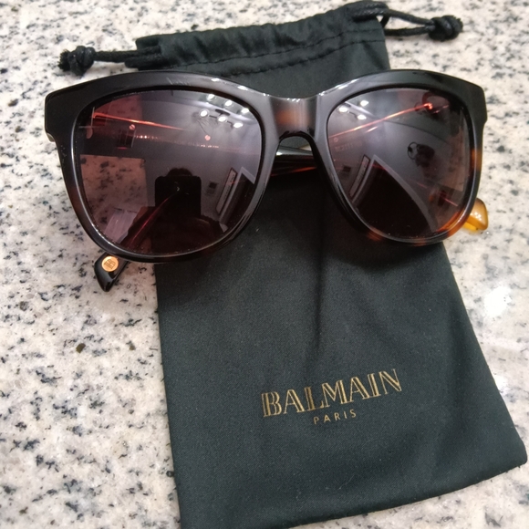 BALMAIN - Picture 1 of 12